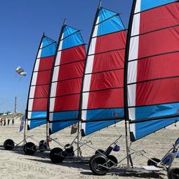 Blokarten op het strand